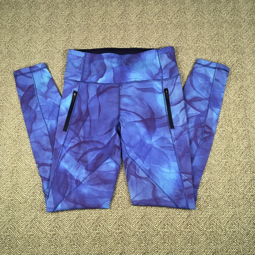 Lululemon Size 6 Women's Run It Out Leggings Midnight Tulle Zip Pockets
